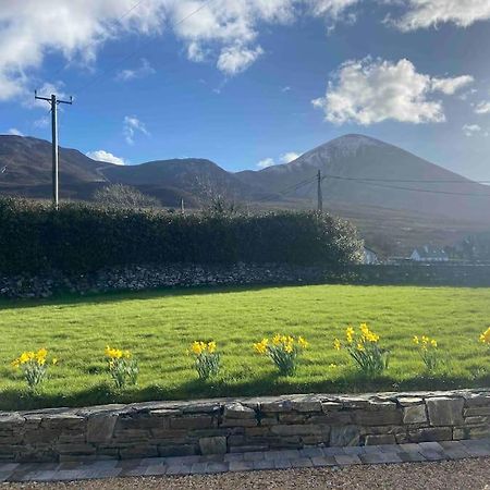 Modern Apartment At Croagh Patrick Westport Exterior photo
